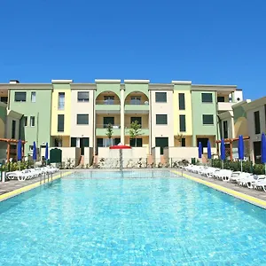  Appartamento Farnie Lido Altanea Italia
